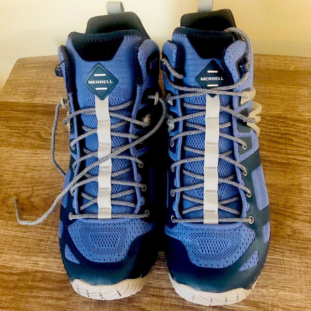 Merrell mid waterproof hiking boots 9.5